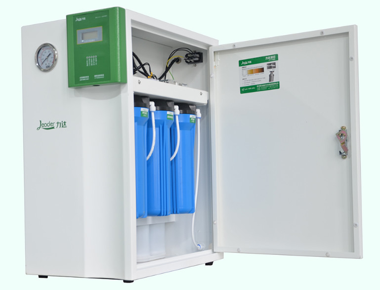 Het Systeem van de de Behandelings Enige Pas RO van het laboratoriumwater voor Gedeioniseerd Water 40 Liter per Uur